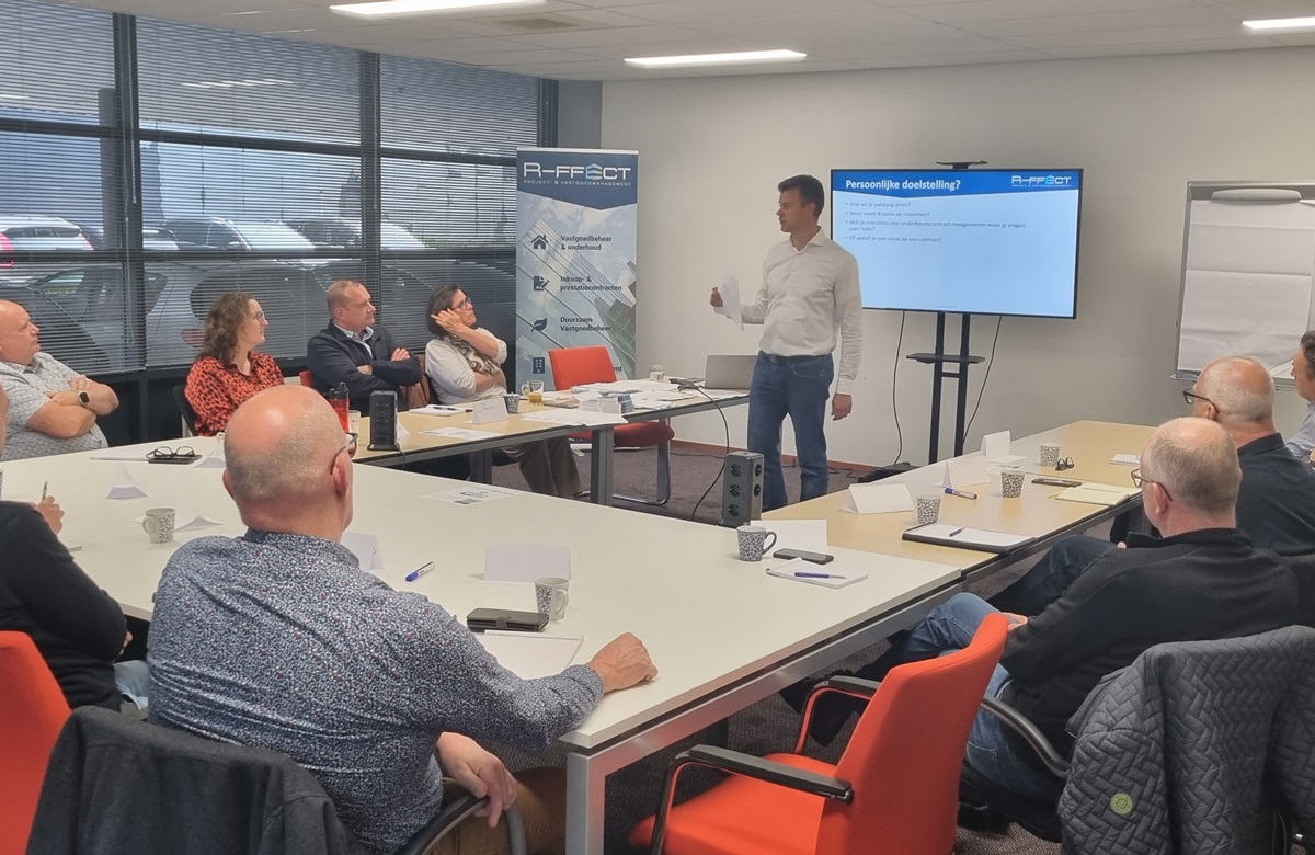 Cursus contractmanagement gebouwonderhoud Leden doen mee aan cursus contractmanagement gebouwonderhoud